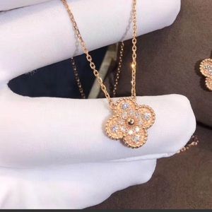 VCA Alhambra clover rose gold 14k van cleef
